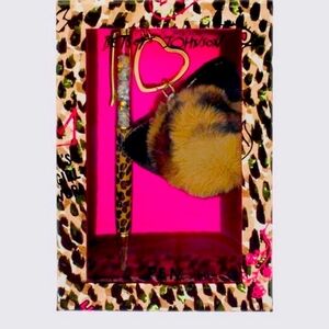 Betsey Johnson Leopard Print Pen and Heart Keychain